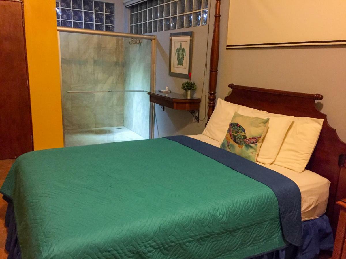 Parador Turtle Bay Inn La Parguera Eksteriør billede